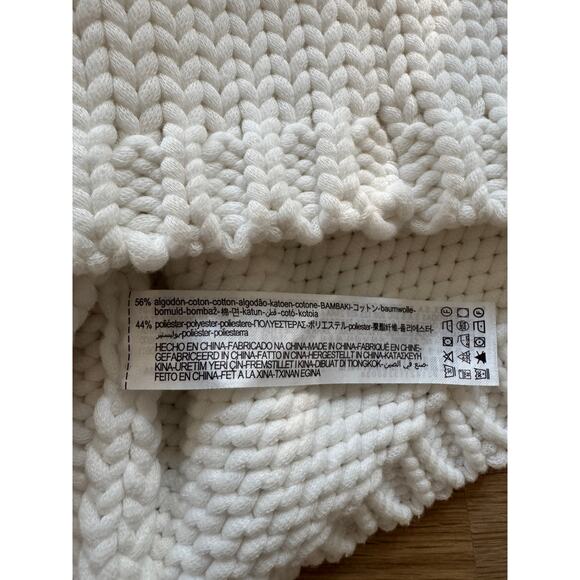 Zara white Chunky cropped sleeveless sweater Size Medium $60 - Picture 7 of 7